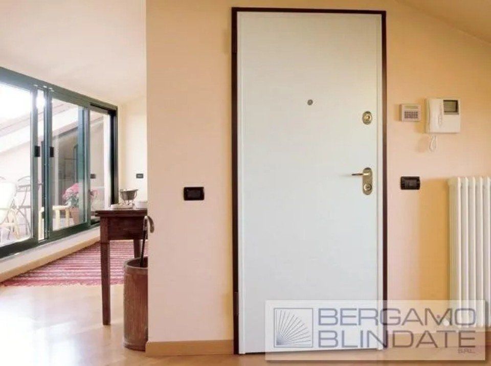 porte per interni e porte blindate a Bergamo