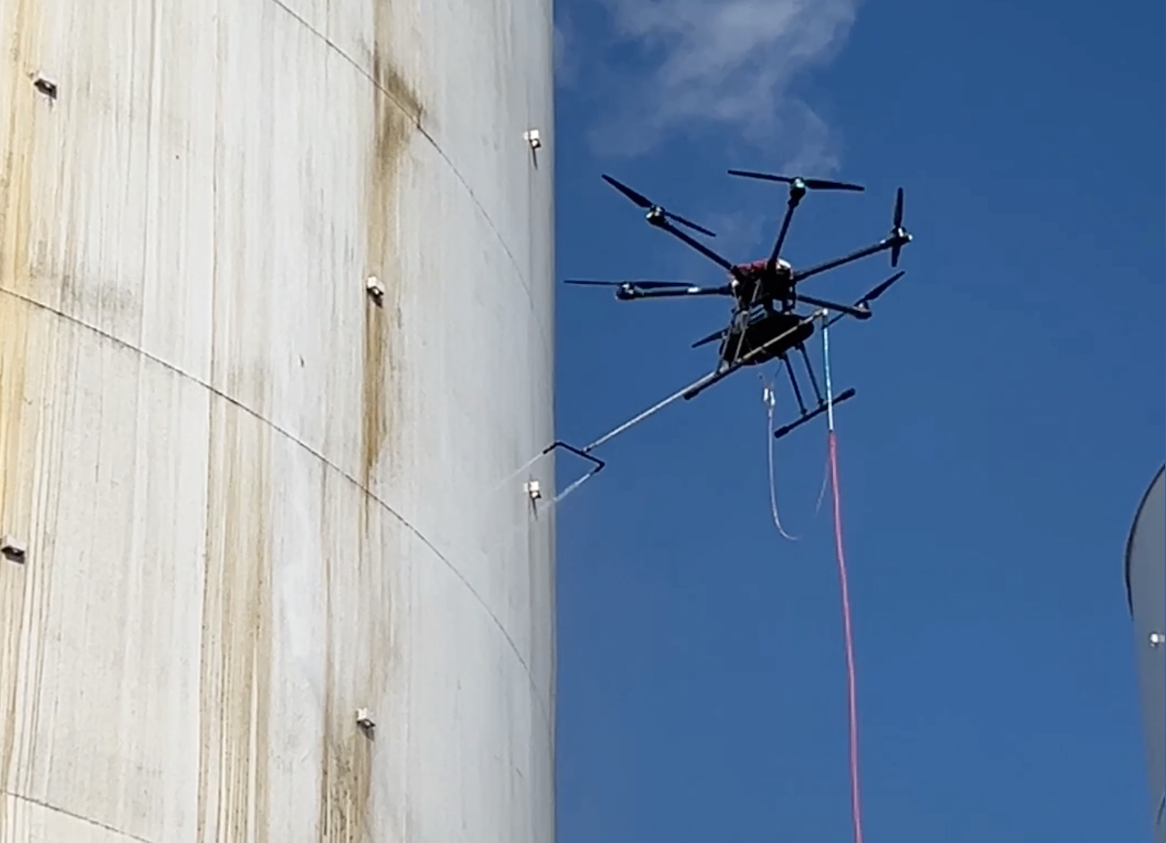 MAINTENANCE INDUSTRIELLE - Nettoyage par SAM DRONES