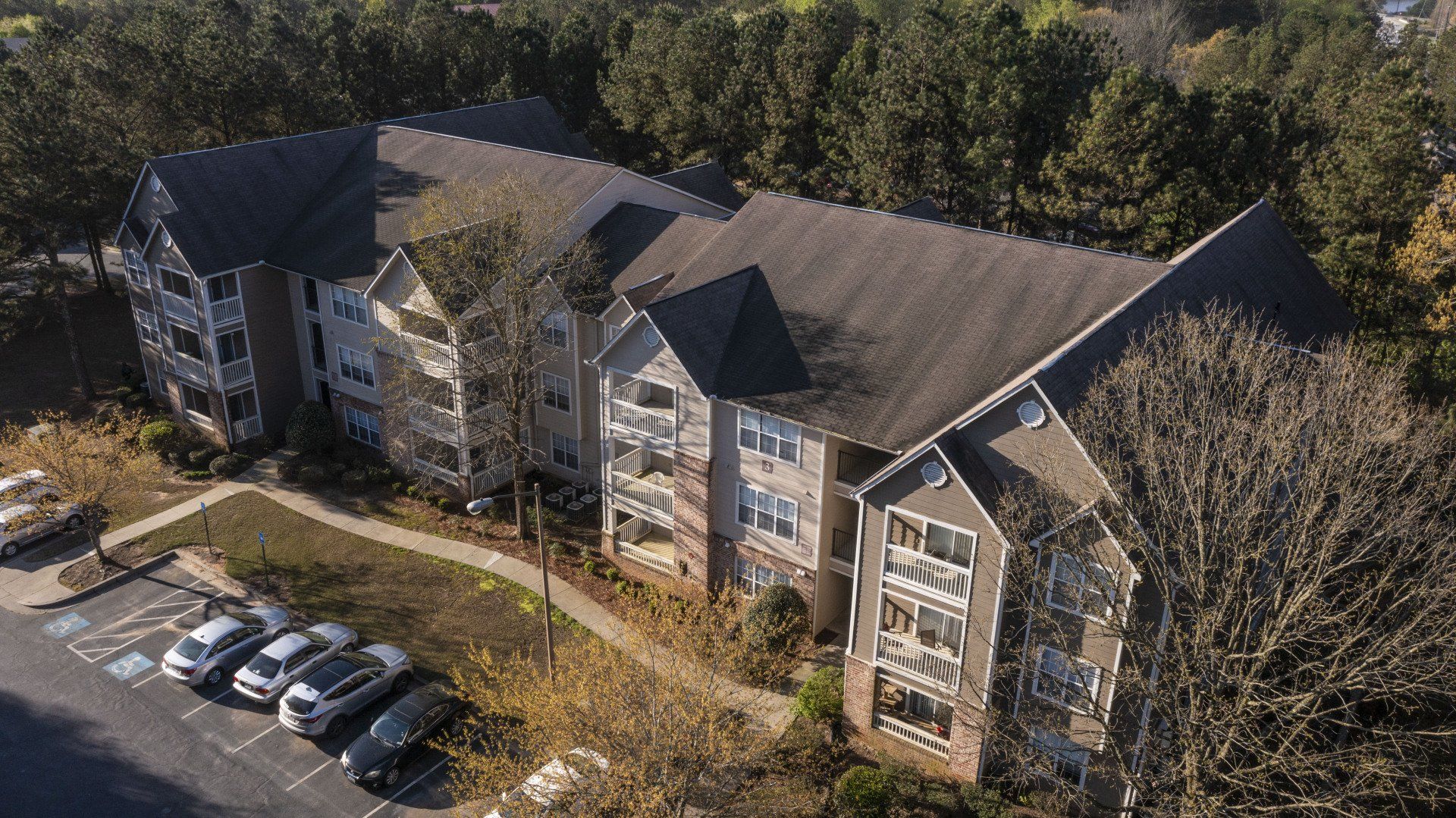 Amenities Pointe Apartments Norcross, GA