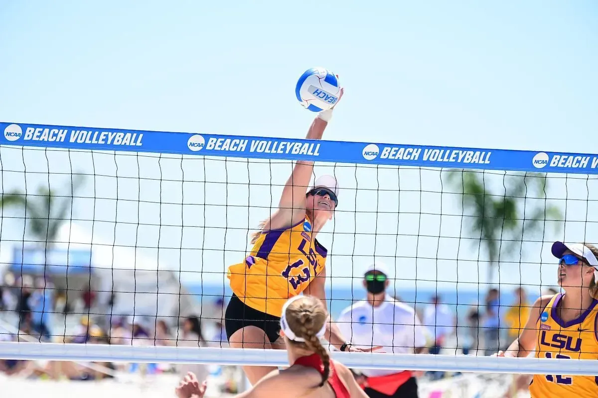 Beach volleyball gulf shores, florabama, ncaa beach volleyball championship, hangout