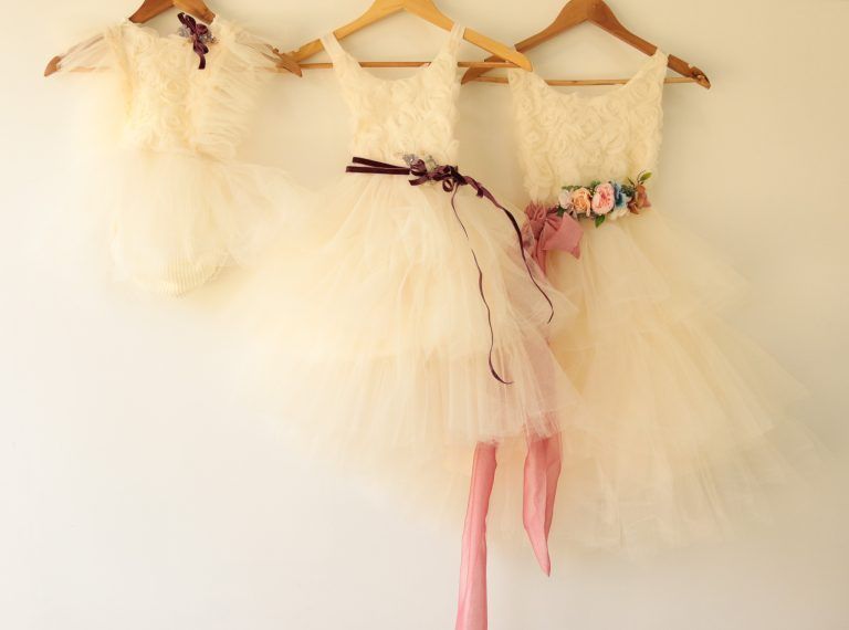 Vestidos Tull volados Natural