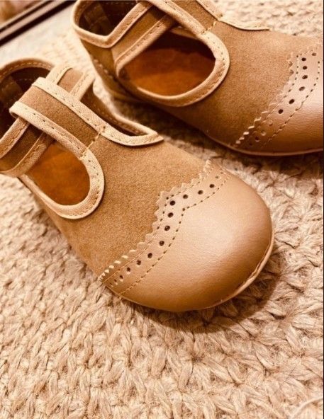 Guillerminas camel en cuero y nobuk