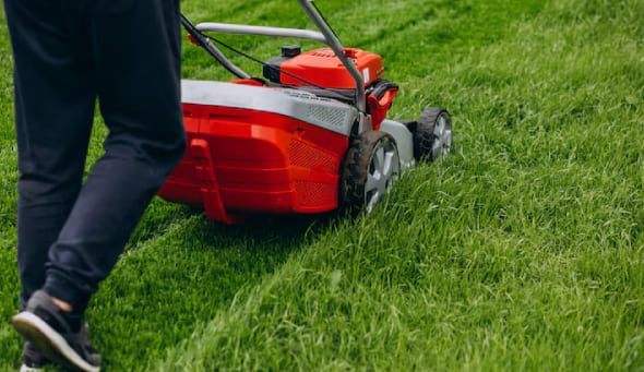 Affordable lawn mowing pricing in Hackettstown NJ based on property size, service frequency, and yard conditions