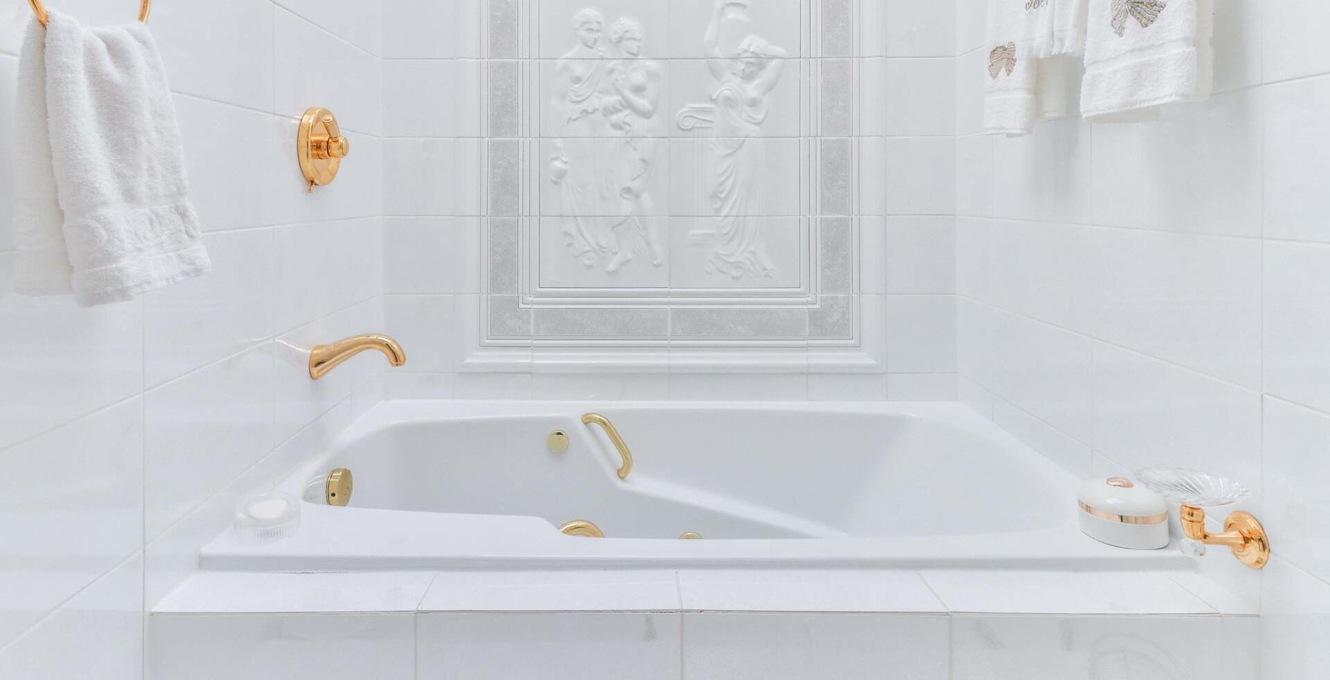 Bathtub Refinishing — Provo Bathtub Refinishing tub