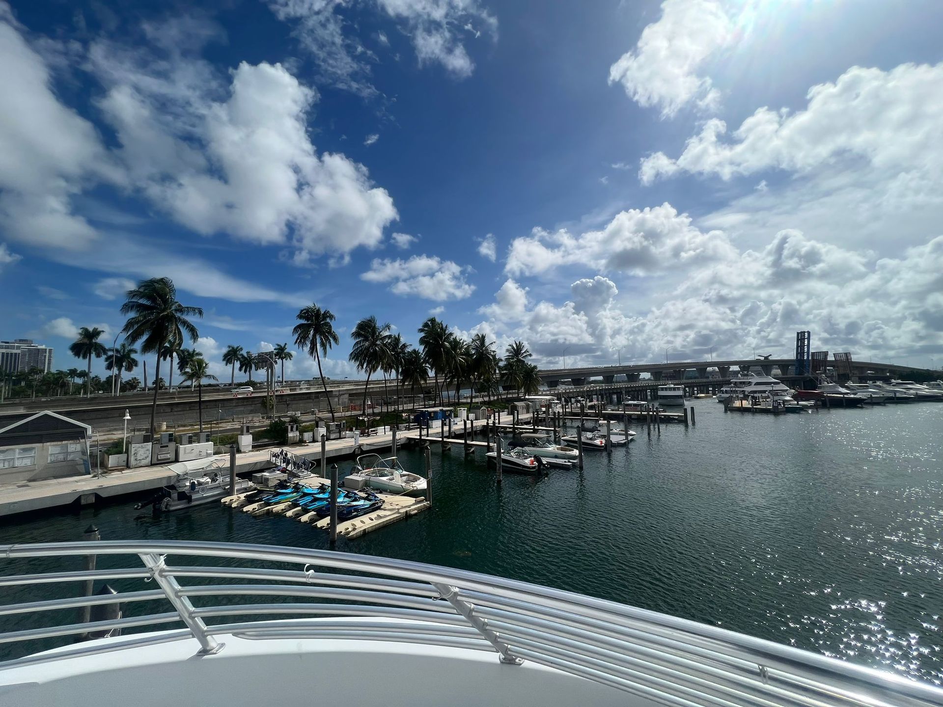 boat tours, with tour guide