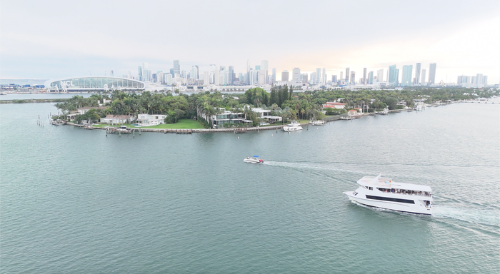 sightseeing cruise, boat tour, You must take the Miami Bayside Boat Tour