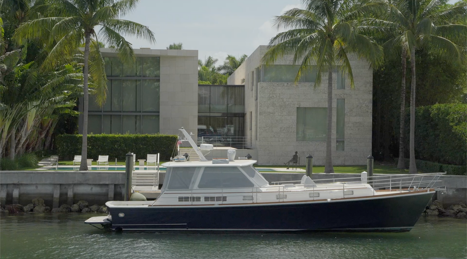 Miami Star island Celebrity boat tour