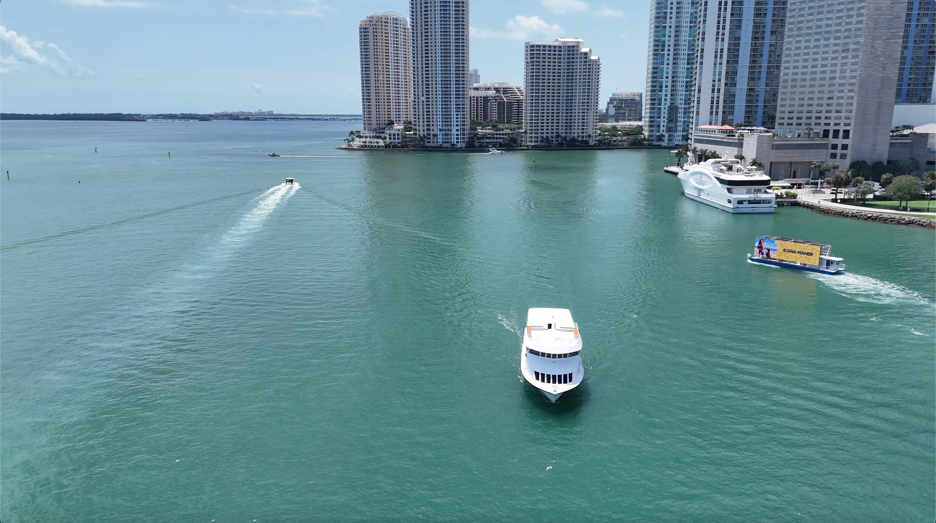 Miami Boat Tour Departure Times and Schedule from Bayside Marketplace