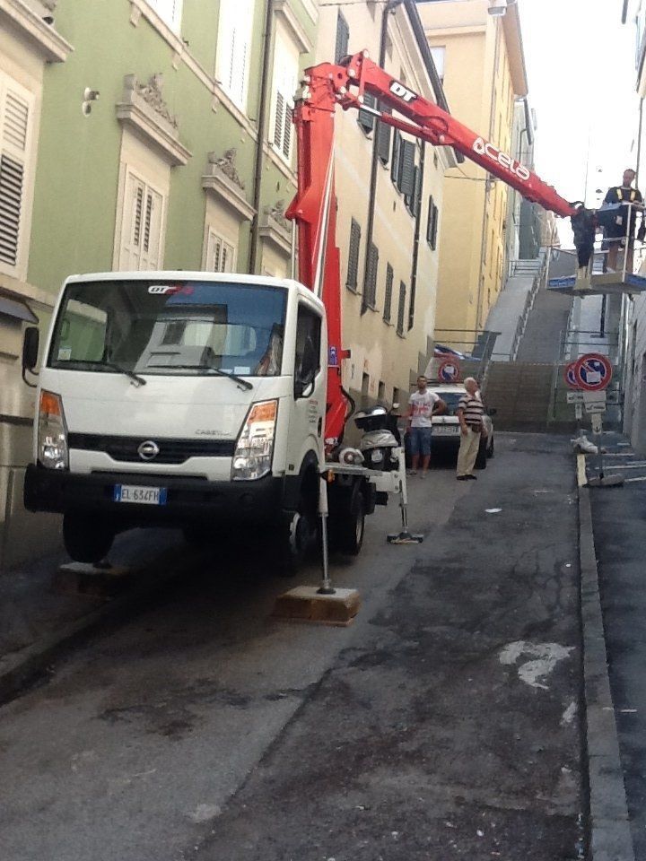 noleggio piattaforme aeree Trieste