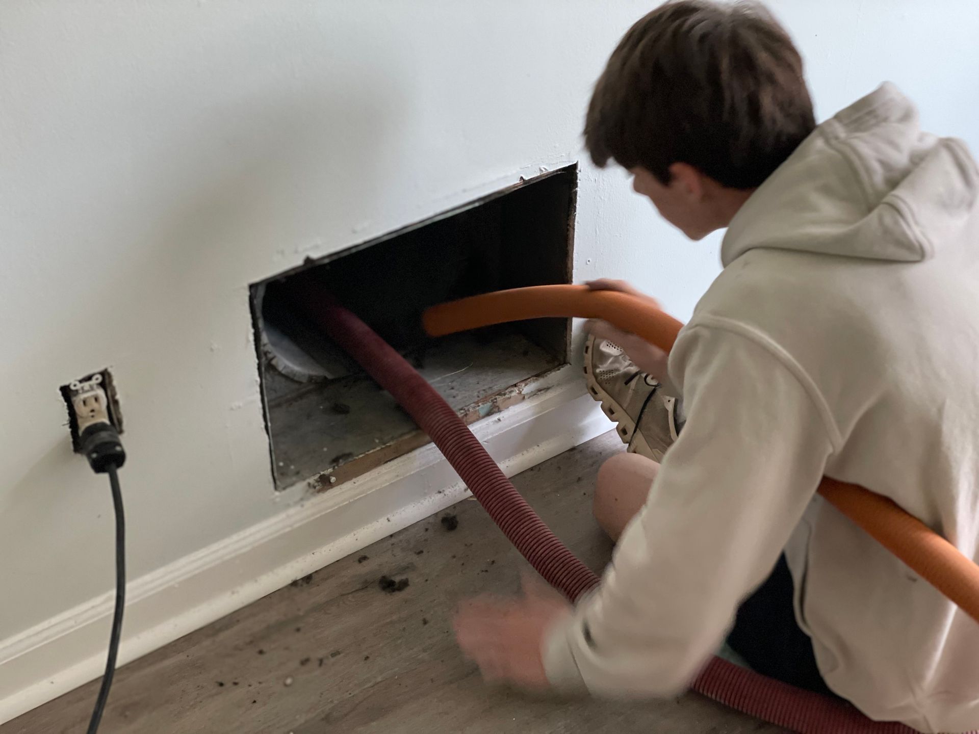 HVAC return clean in Trussville, AL