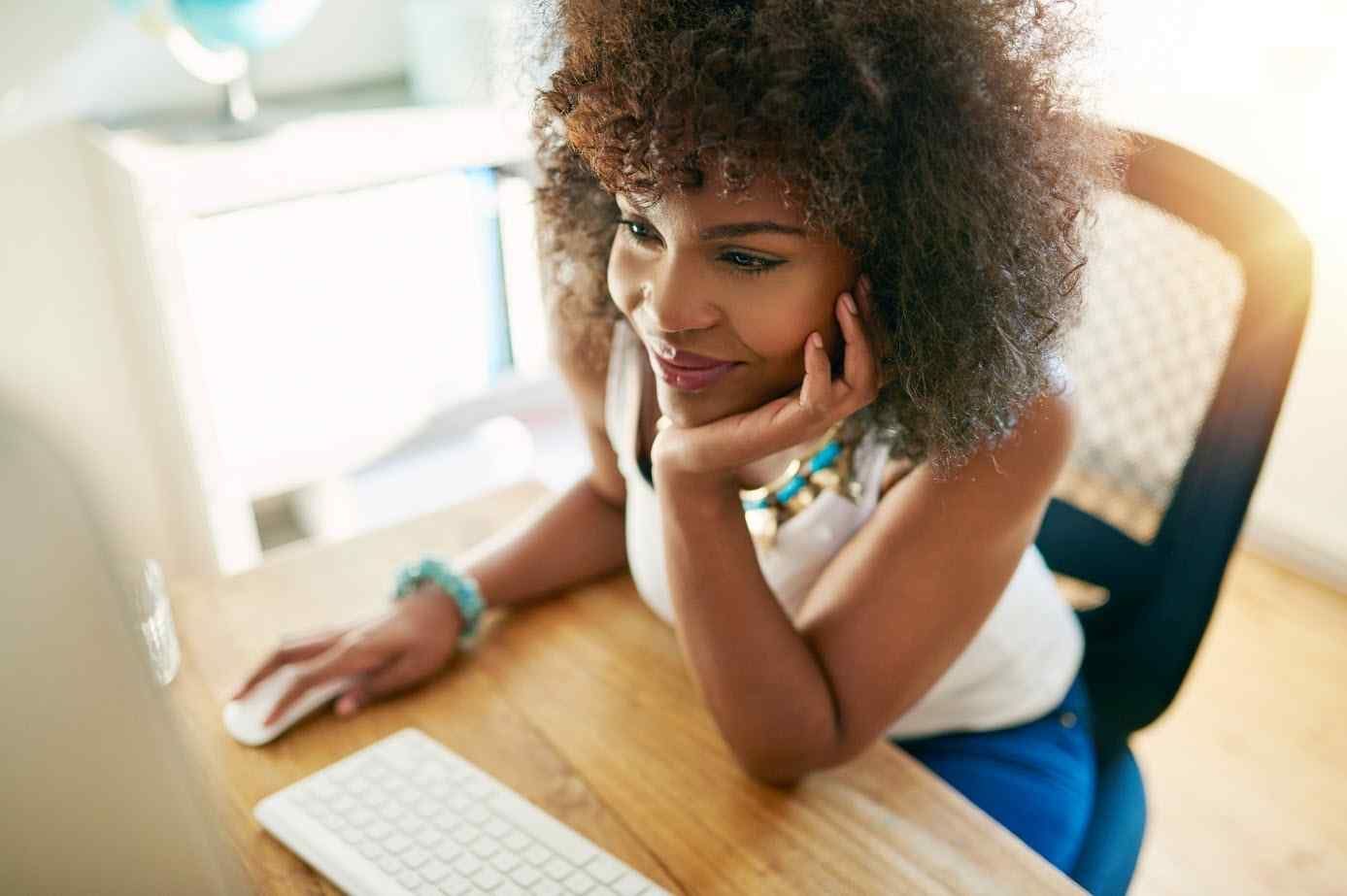 Lady placing an order on her portal