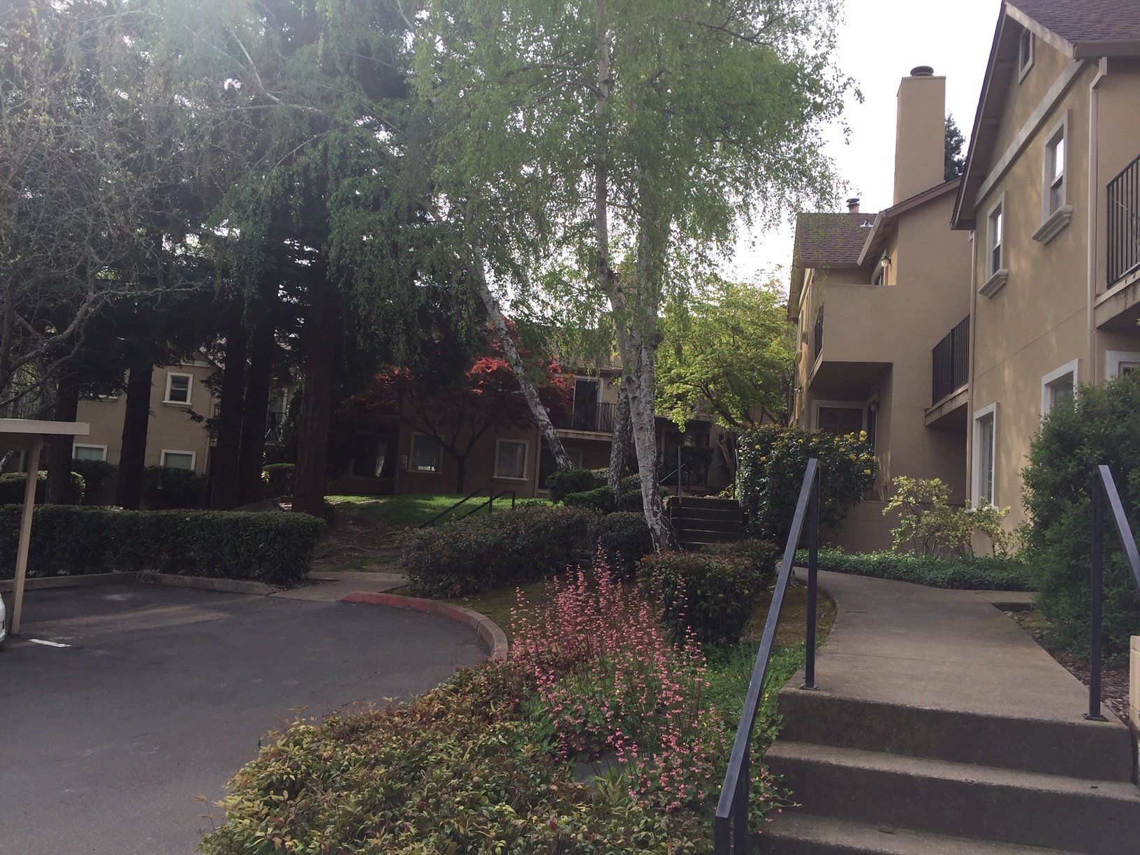 Exterior | Knollwood Park Townhomes