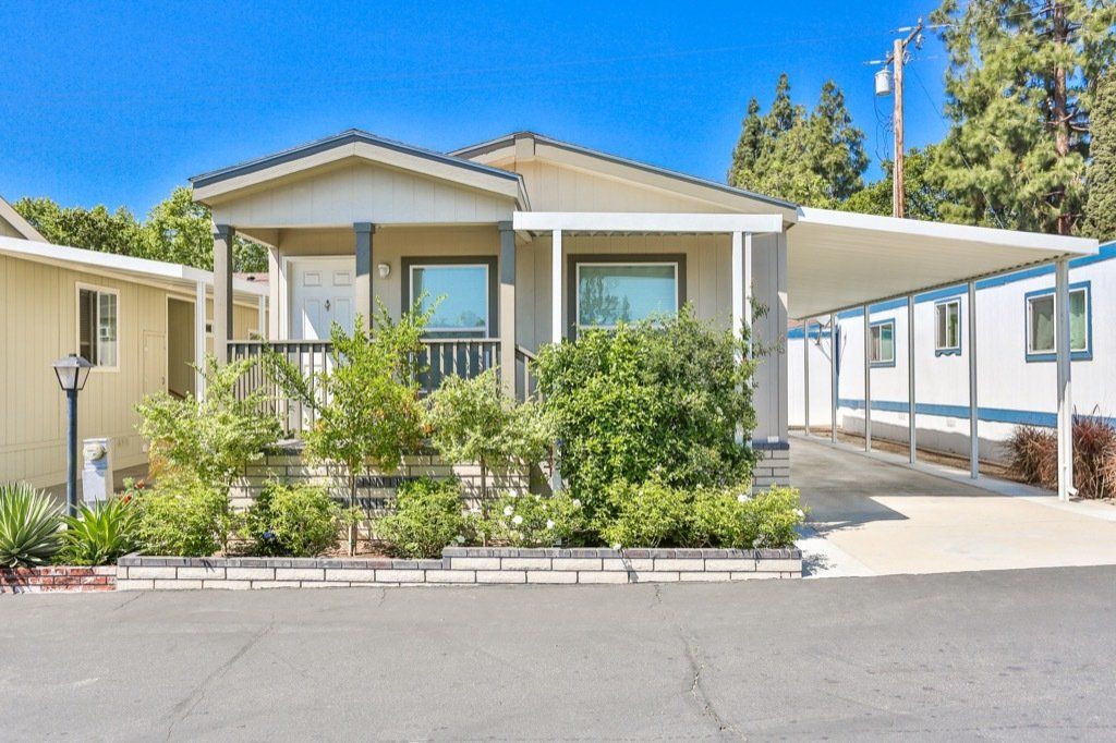 Val Verde 2 bd front