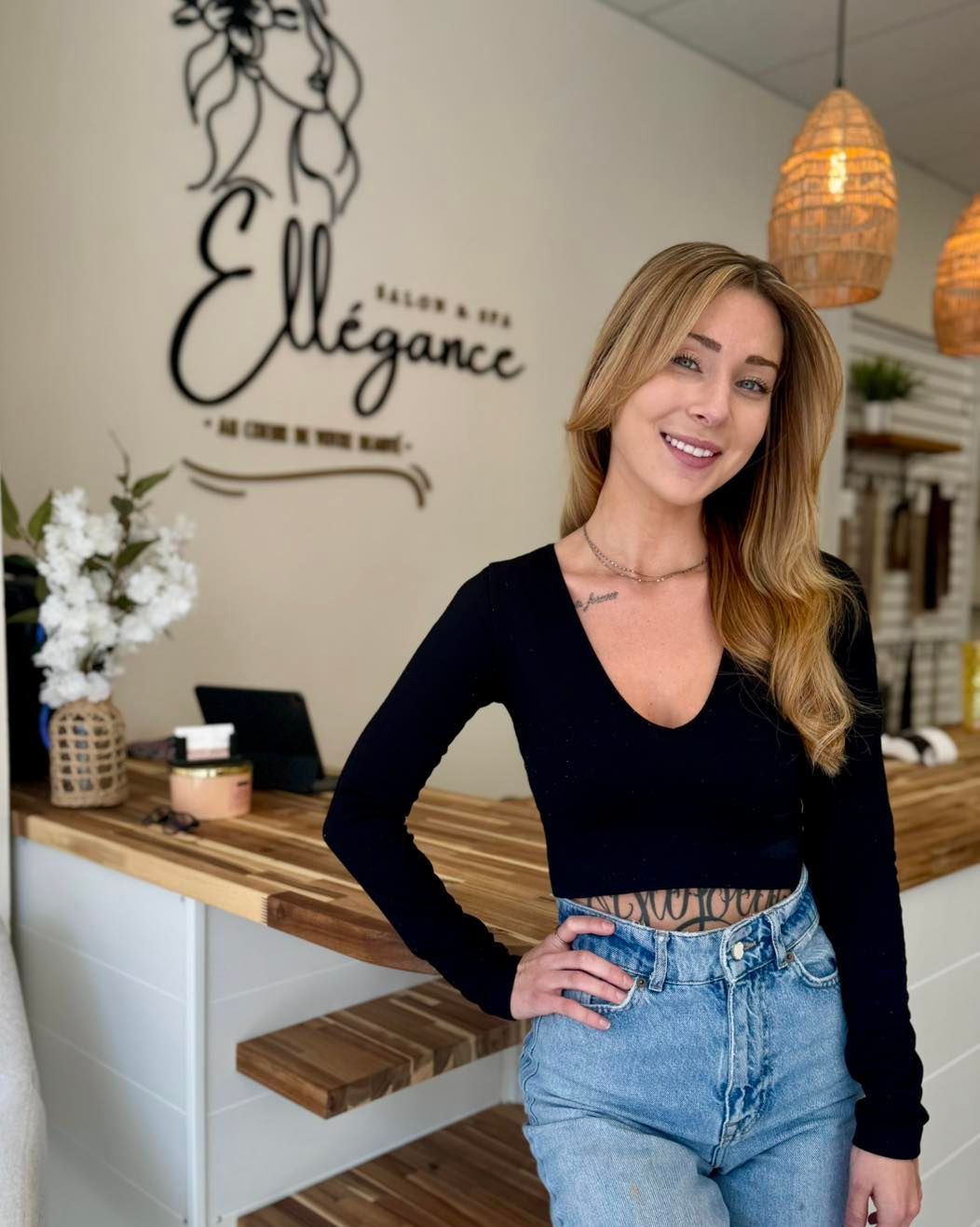 Portrait de Noémie coiffeuse créative à Saint-Georges