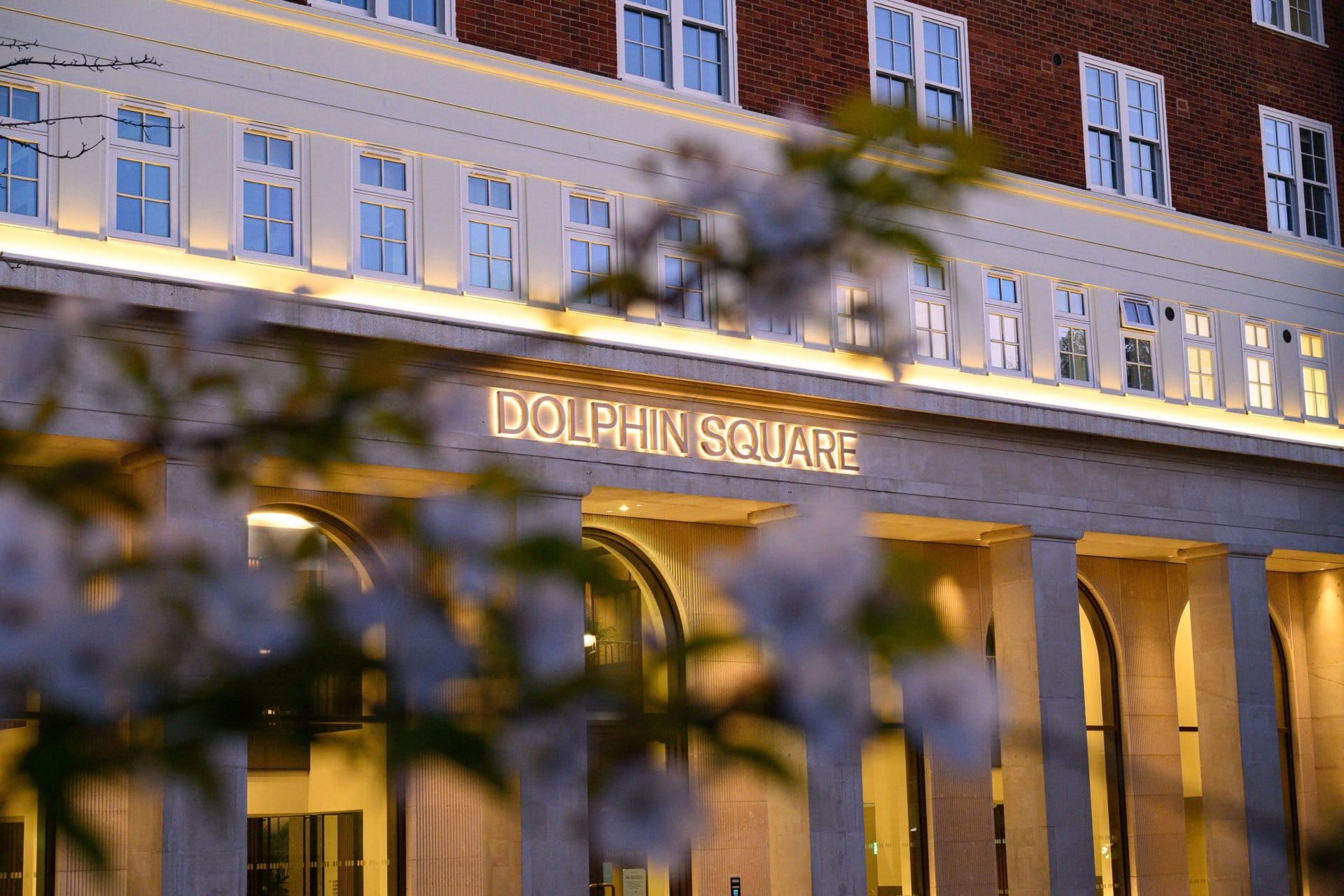 dolphin square apartment block