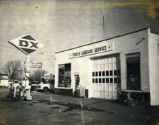 Old Image of Our Shop in Lake Mills, WI - Topel's Towing & Repair, Inc.
