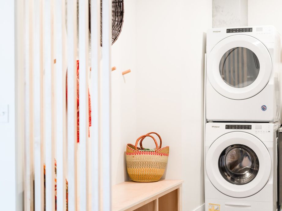 laundry room facilities