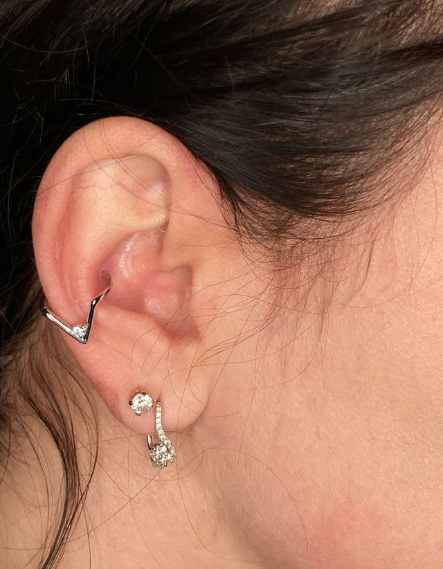 Buy Jeweled Leaf Cartilage Earring Helix Earring Stud/ Tragus Ring/ Conch  Piercing Ring Surgical Steel Barbell Earrings 16 Gauge Earrings Online in  India - Etsy