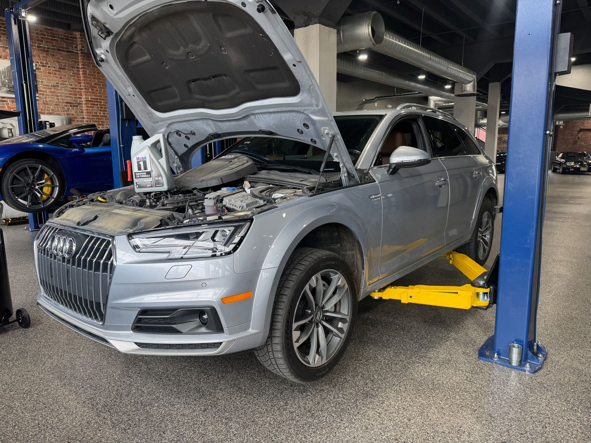 Inside Shop Gallery | Garage TwentySix