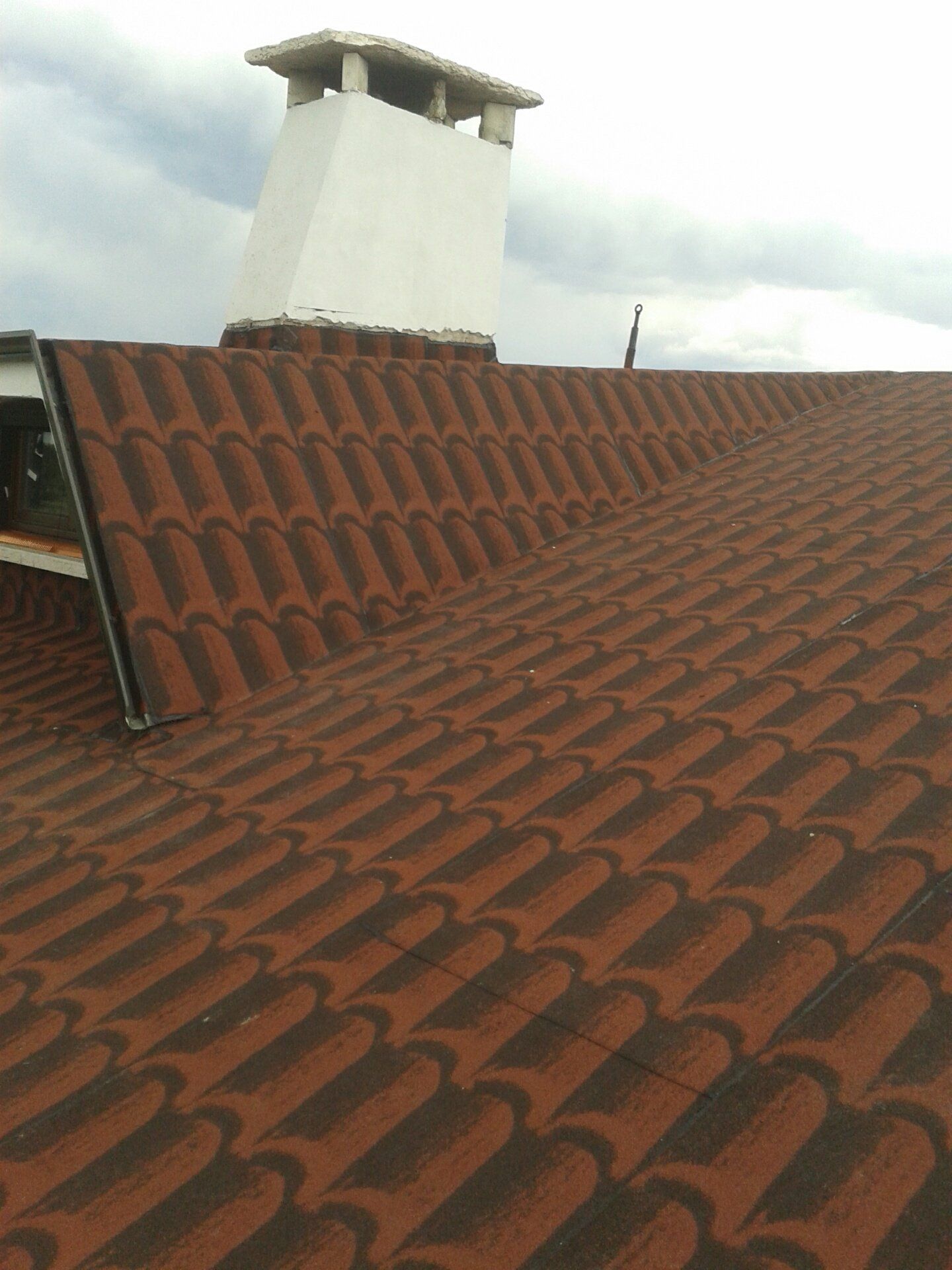 Tetto con finte tegole