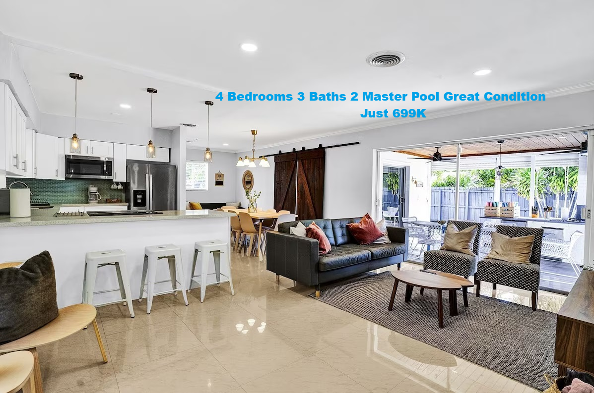 4 Bedrooms 3 Baths great condition Pool, split plan 2 master bedroom Fort Lauderdale furniture or without $699K
