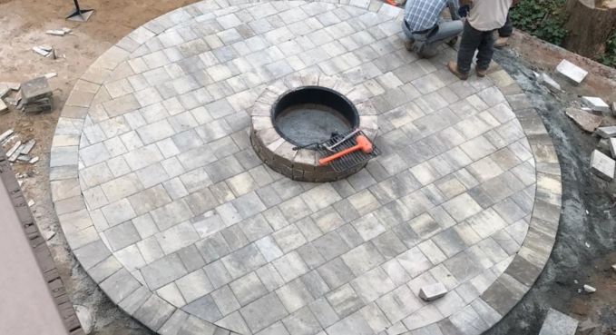 Outdoor Kitchen, Fireplace, and Fire Pit 55
