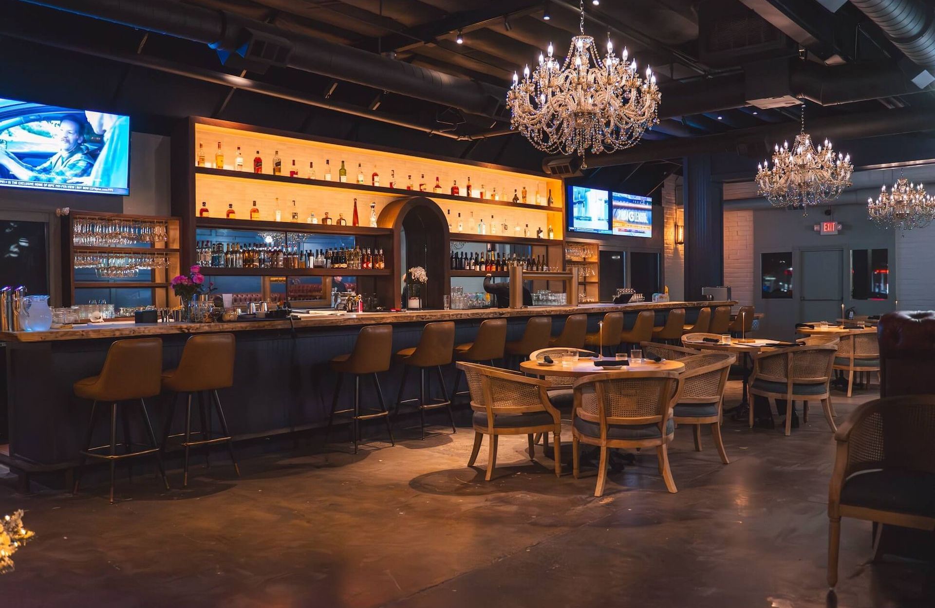 Station 16 Restaurant & Bar