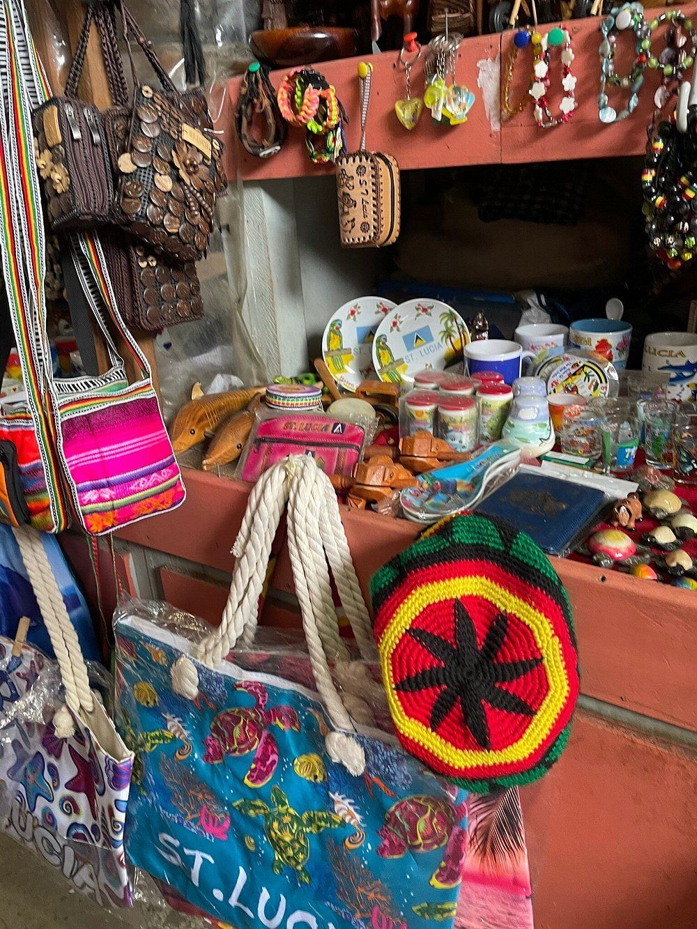 A store filled with lots of handbags and jewelry.