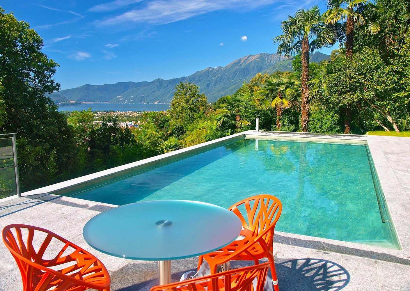 Progettazione e costruzione di piscine interrate in Ticino - Locano, Lugano, Bellinzona