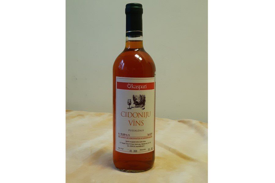 Cidoniju pussaldais vīns, vīns, vīni, cidonijas, cidonijas vīns, garšīgs vīns, labs vīns, kvalitatīvs vīns