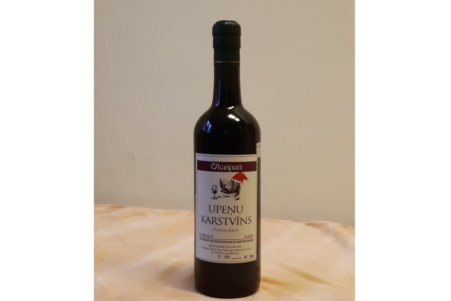 Upeņu pussaldais karstvīns, karstvīns, ziemassvētki, svētki, dāvana, draugam dāvana, mammai dāvana, tētim dāvana, Tukums, Tume, vīns