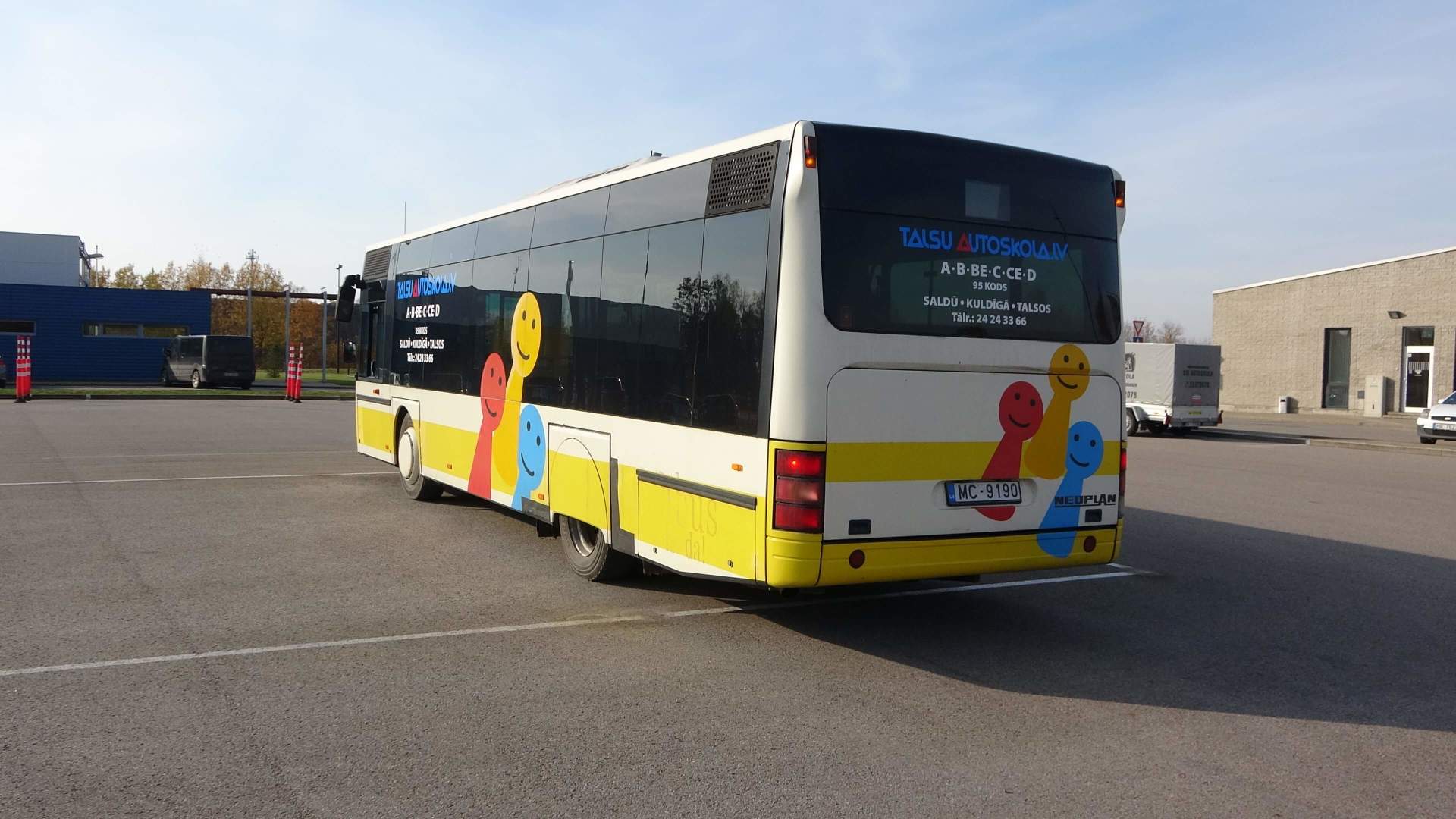 Talsu autoskolas profesionālais autotransports