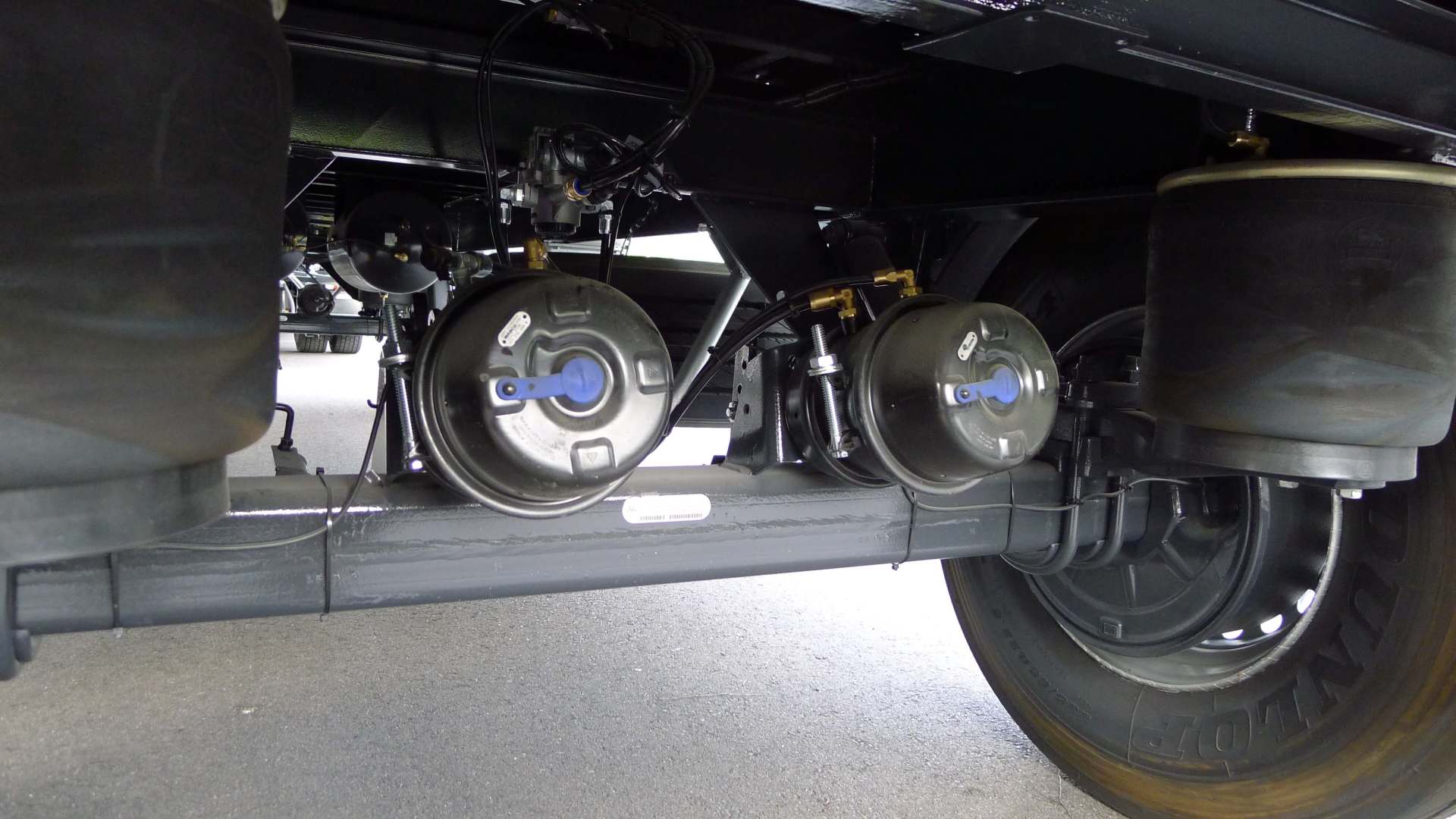 Profesionālo autovadītāju apmācība darbā ar energoakumulatoru