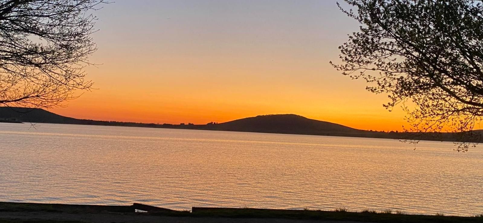Sunset At Lake Learmonth — 321 Cafe in Learmonth, VIC