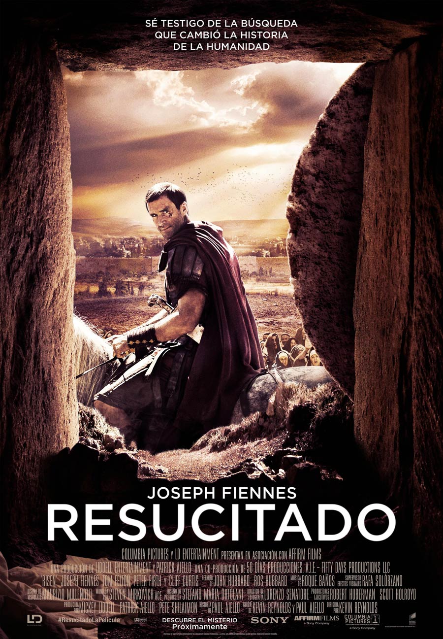 Un cartel de la película Resucitado con Joseph Fiennes.