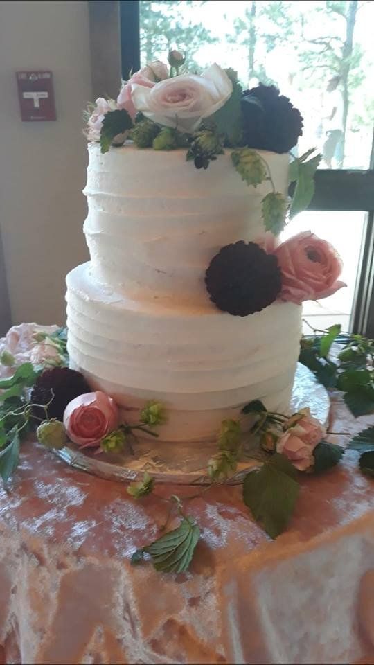 Wedding Bakery — Beautiful Floral Icing Design In Colorado Springs, CO