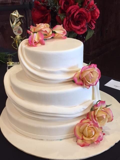 Wedding Cakes — Simple Elegant Cake In Colorado Springs, CO