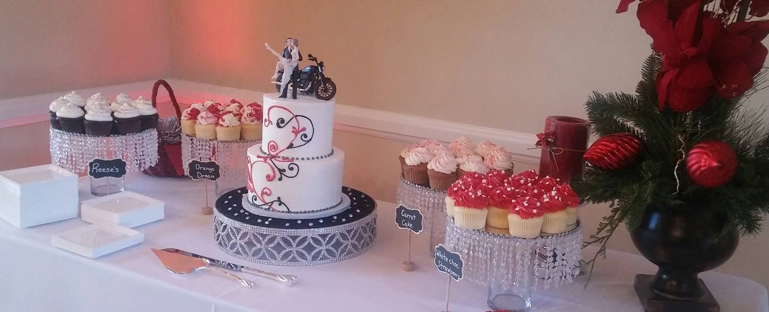 Wedding Cakes — Complete Table Setting Of Wedding Cake And Cupcakes In Colorado Springs, CO