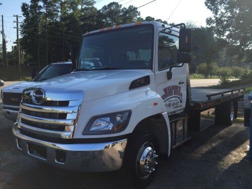 Wilson's Service Center Towing Truck - Auto Towing in Baldwin County, AL