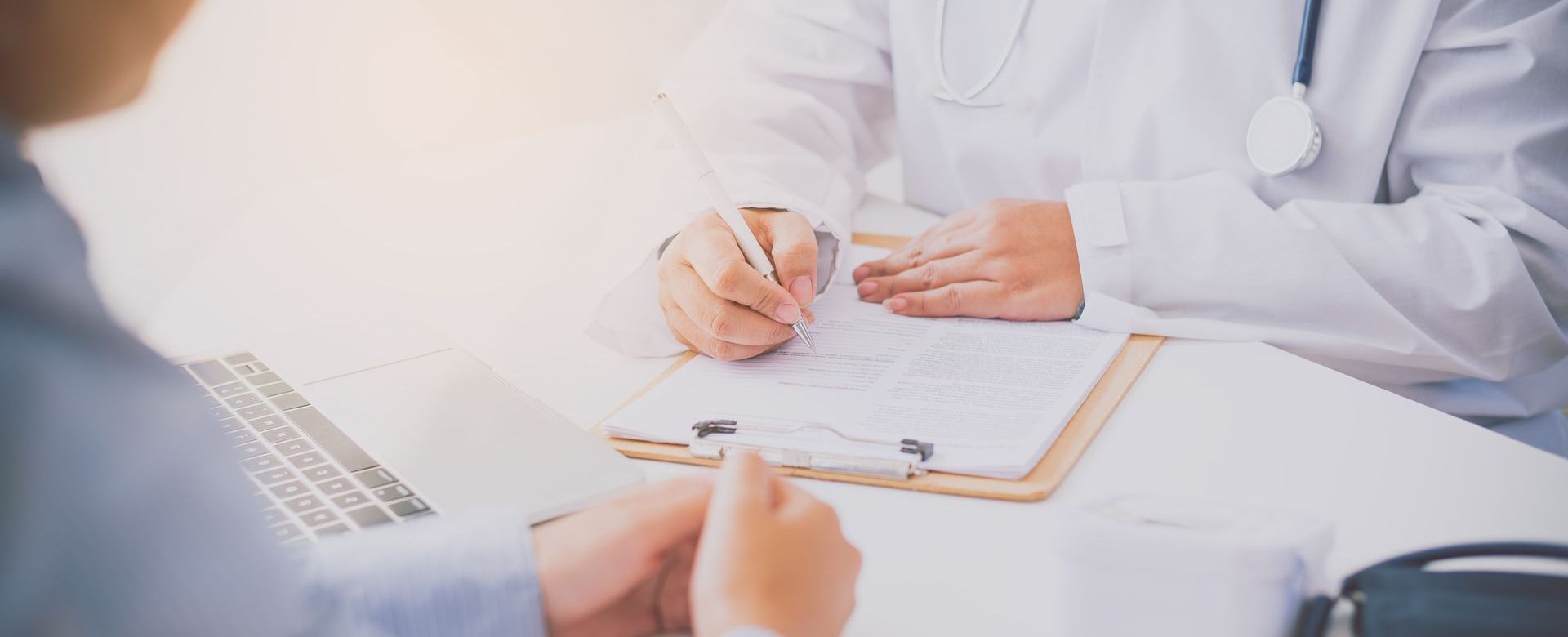 Tratamiento láser para hemorroides