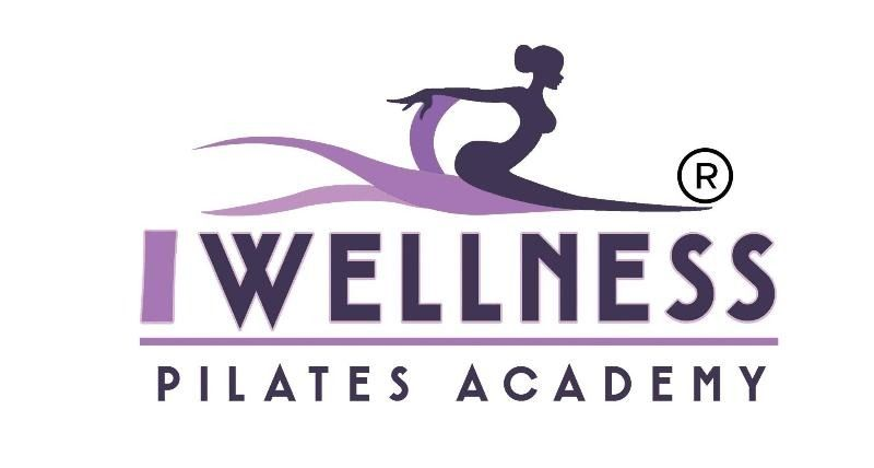 Logo: figura viola in posa Pilates con la scritta 