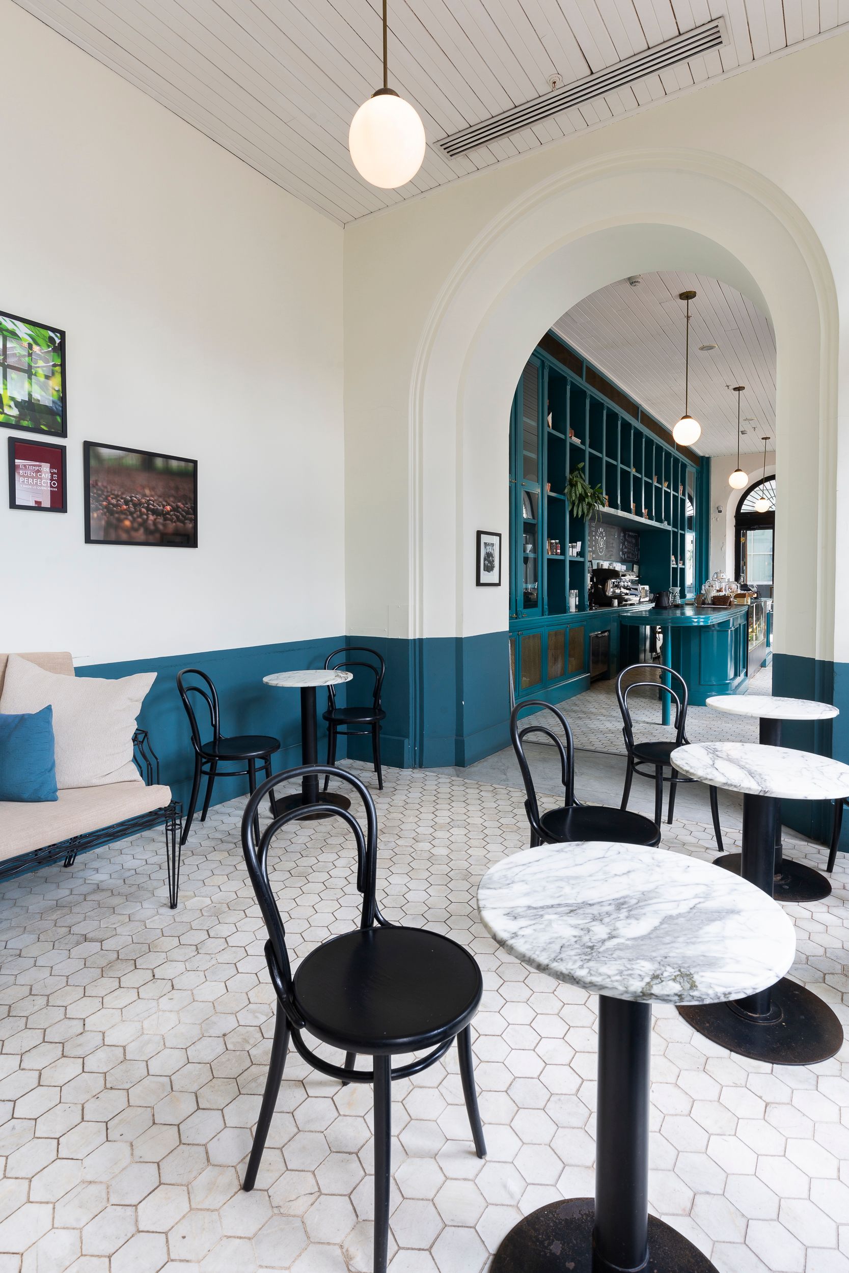 American Trade Hotel