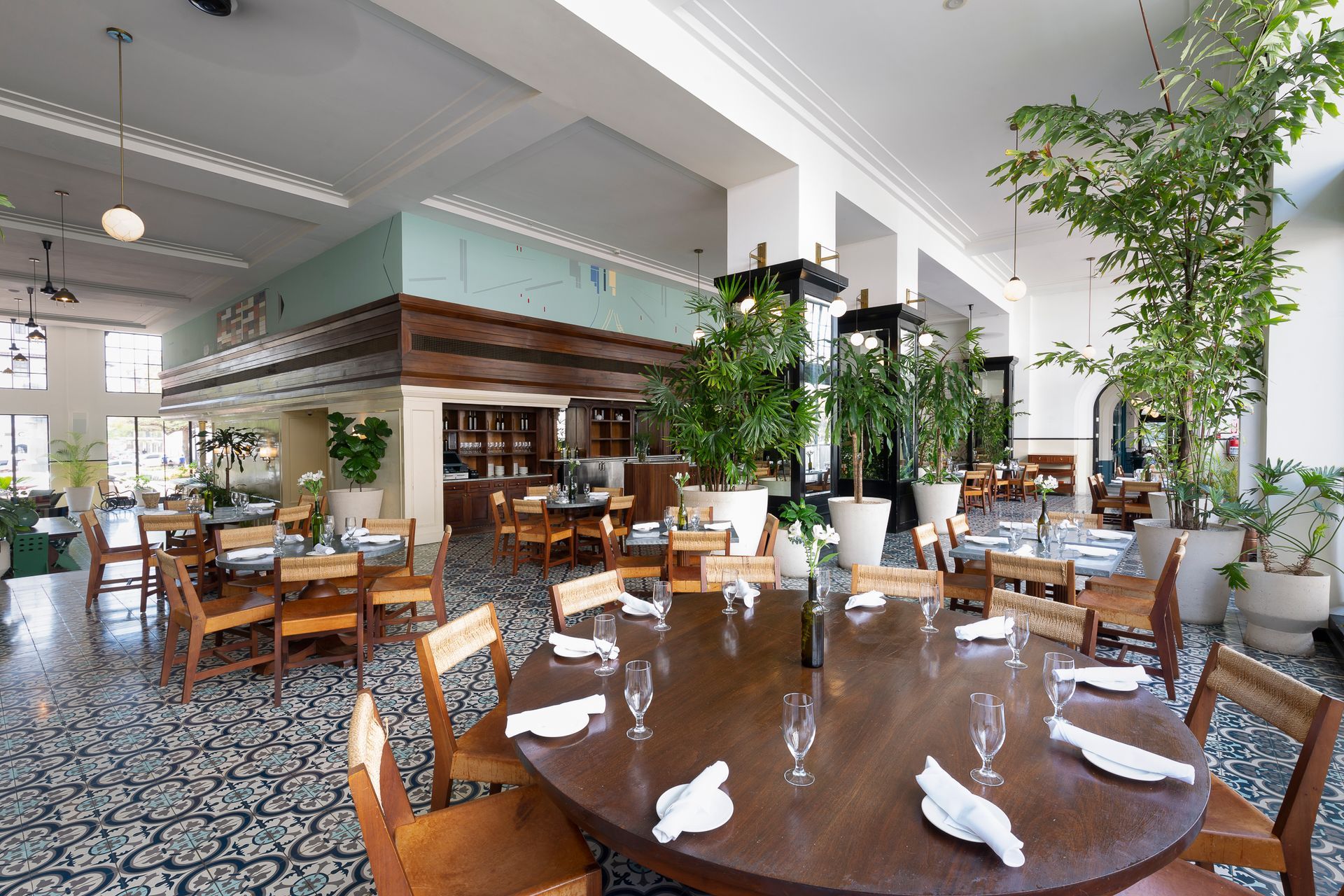 American Trade Hotel