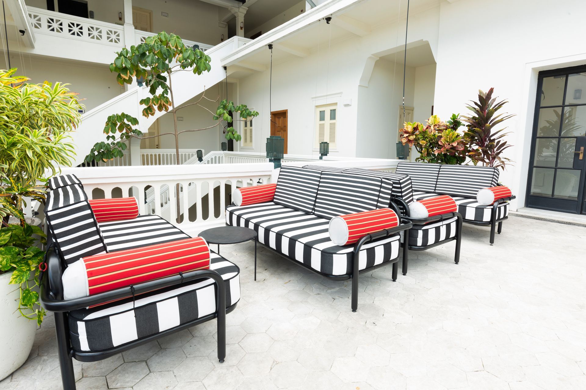 American Trade Hotel