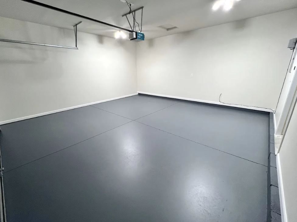 There is a pillar in the middle of the room.