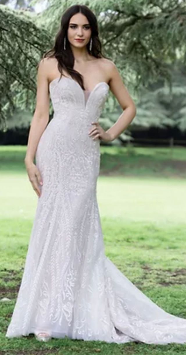 Avenue 2024 wedding dresses