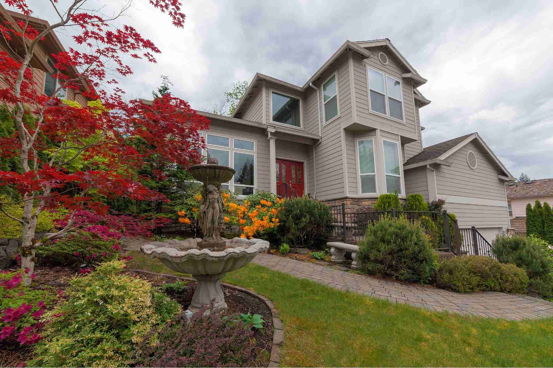 Hardscape vs. Landscape: When to Invest in Stone, Pavers & Retaining Walls