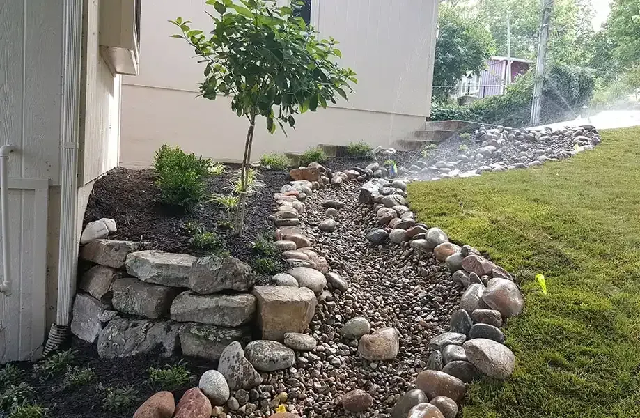 Landscaping Image 13