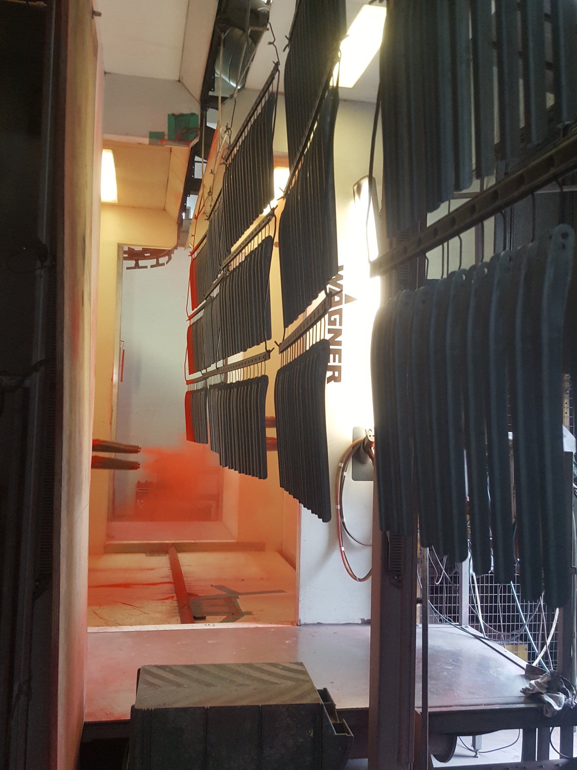 verniciatura parti in metallo