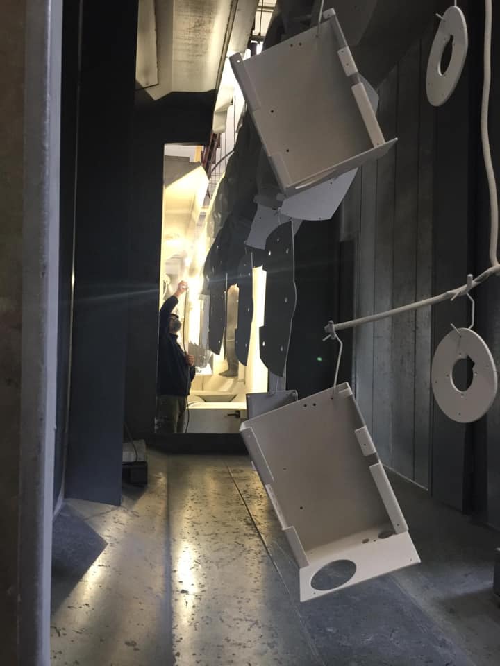 componentistica in metallo verniciata dall'azienda